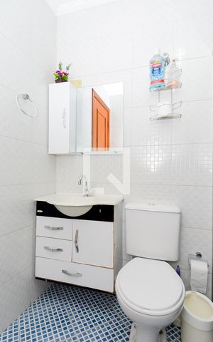 Casa à venda com 330m², 4 quartos e 3 vagasBanheiro da Suíte 2