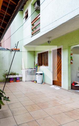 Casa à venda com 330m², 4 quartos e 3 vagasÁrea de Lazer 