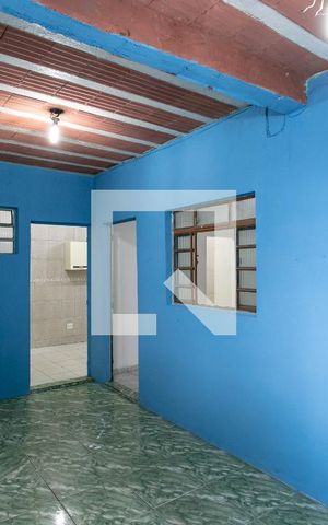 Casa para alugar com 120m², 4 quartos e 1 vaga Casa para alugar com 120m², 4 quartos e 1 vagaÁrea de Serviço