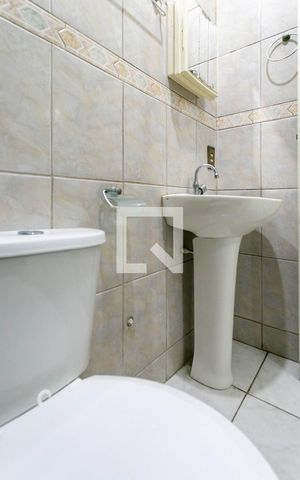 Casa para alugar com 120m², 4 quartos e 1 vaga Casa para alugar com 120m², 4 quartos e 1 vagaBanheiro