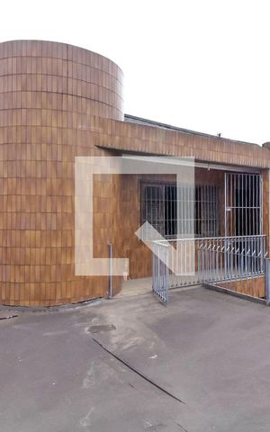 Casa à venda com 300m², 4 quartos e 3 vagas Casa à venda com 300m², 4 quartos e 3 vagasTerraço da Suíte