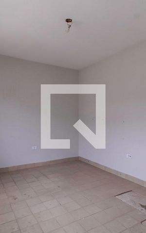 Casa à venda com 300m², 4 quartos e 3 vagas Casa à venda com 300m², 4 quartos e 3 vagasQuarto 3
