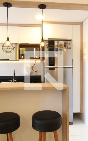 Apartamento à venda com 64m², 2 quartos e 1 vagaCozinha americana