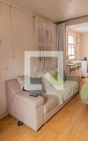 Casa à venda com 80m², 2 quartos e 1 vagaSala