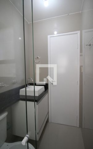 Apartamento para alugar com 50m², 2 quartos e 1 vagaBanheiro 