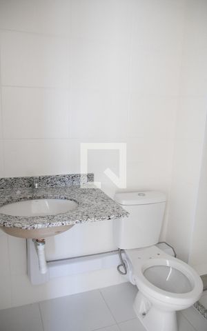 Apartamento à venda com 50m², 2 quartos e 1 vaga Apartamento à venda com 50m², 2 quartos e 1 vagaBanheiro 2