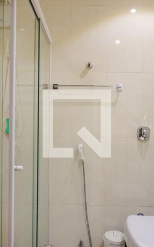 Apartamento à venda com 297m², 3 quartos e 1 vaga Apartamento à venda com 297m², 3 quartos e 1 vagaBanheiro Social