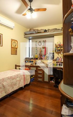 Apartamento à venda com 170m², 4 quartos e 1 vaga Apartamento à venda com 170m², 4 quartos e 1 vagaQuarto 1