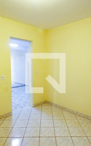 Casa à venda com 0m², 9 quartos e sem vaga Casa à venda com 0m², 9 quartos e sem vagaSala
