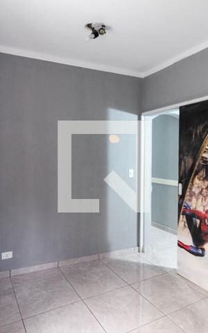 Casa à venda com 240m², 3 quartos e 3 vagas Casa à venda com 240m², 3 quartos e 3 vagasQuarto 2