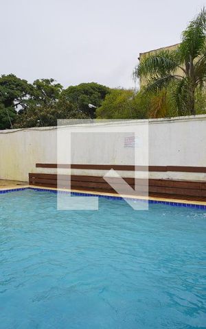 Apartamento à venda com 42m², 1 quarto e sem vagaÁrea comum - Piscina