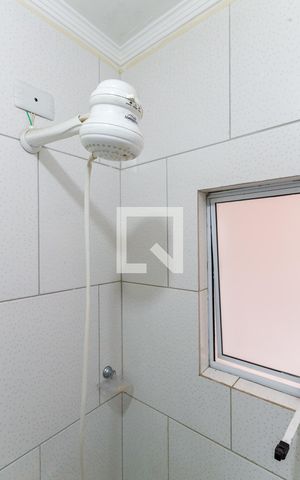 Casa para alugar com 40m², 1 quarto e sem vaga Casa para alugar com 40m², 1 quarto e sem vagaBanheiro