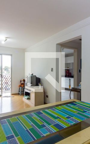 Apartamento à venda com 64m², 2 quartos e 1 vaga Apartamento à venda com 64m², 2 quartos e 1 vagaSala