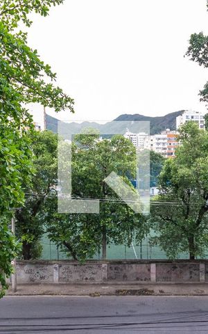 Apartamento à venda com 100m², 2 quartos e 1 vagaVista