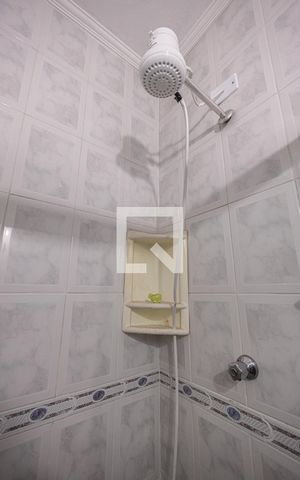 Casa à venda com 200m², 3 quartos e 3 vagas Casa à venda com 200m², 3 quartos e 3 vagasBanheiro Quarto 3