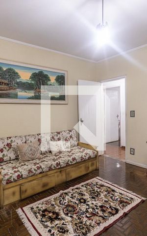 Casa à venda com 200m², 3 quartos e 3 vagas Casa à venda com 200m², 3 quartos e 3 vagasQuarto 1