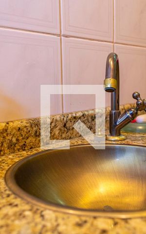 Apartamento à venda com 180m², 3 quartos e 1 vaga Apartamento à venda com 180m², 3 quartos e 1 vagaDetalhe do Banheiro 1