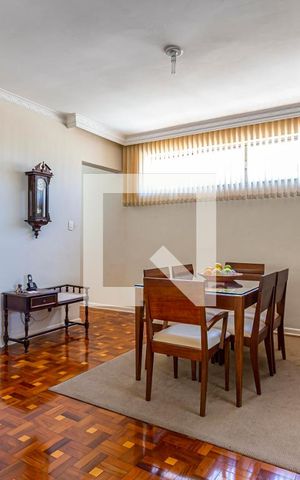 Apartamento à venda com 180m², 3 quartos e 1 vaga Apartamento à venda com 180m², 3 quartos e 1 vagaSala