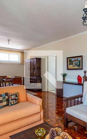 Apartamento à venda com 180m², 3 quartos e 1 vaga Apartamento à venda com 180m², 3 quartos e 1 vagaSala