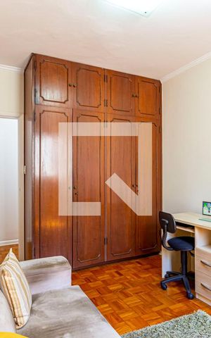 Apartamento à venda com 180m², 3 quartos e 1 vaga Apartamento à venda com 180m², 3 quartos e 1 vagaQuarto 1