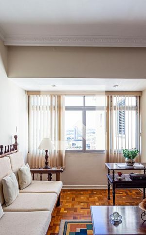 Apartamento à venda com 180m², 3 quartos e 1 vaga Apartamento à venda com 180m², 3 quartos e 1 vagaSala