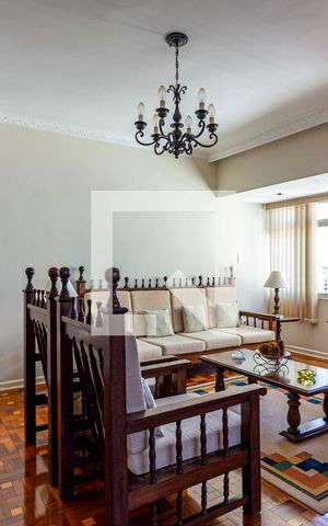 Apartamento à venda com 180m², 3 quartos e 1 vaga Apartamento à venda com 180m², 3 quartos e 1 vagaSala