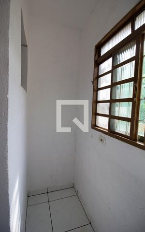 Casa para alugar com 90m², 2 quartos e 2 vagas Casa para alugar com 90m², 2 quartos e 2 vagasÁrea de Serviço
