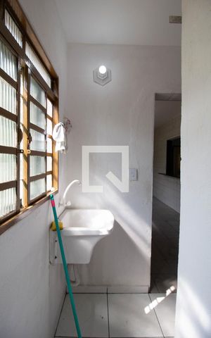 Casa para alugar com 90m², 2 quartos e 2 vagas Casa para alugar com 90m², 2 quartos e 2 vagasÁrea de Serviço