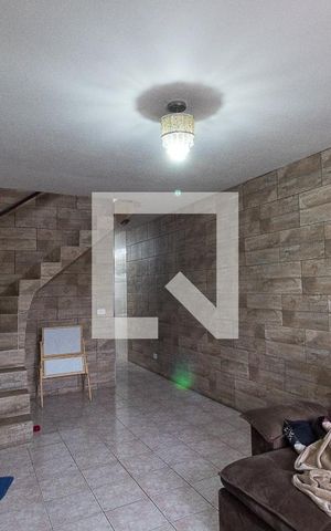 Casa à venda com 210m², 4 quartos e 4 vagasSala