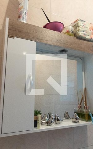 Casa à venda com 210m², 4 quartos e 4 vagasBanheiro 2