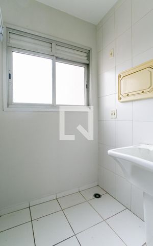 Apartamento à venda com 55m², 3 quartos e 1 vaga Apartamento à venda com 55m², 3 quartos e 1 vagaÁrea de serviço