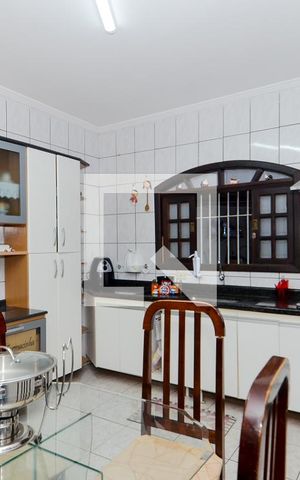 Casa à venda com 220m², 3 quartos e 3 vagasCozinha