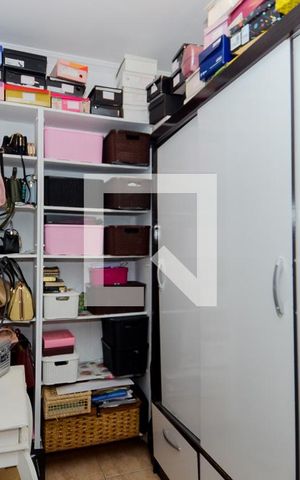 Casa à venda com 220m², 3 quartos e 3 vagasCloset da Suíte