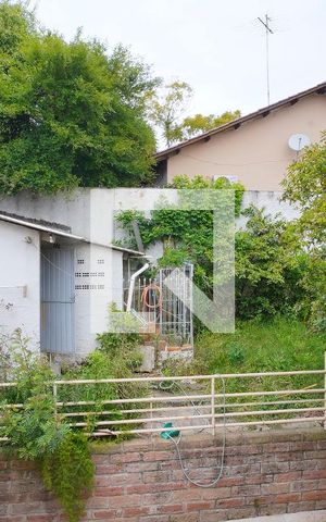 Casa à venda com 220m², 4 quartos e 6 vagasVista Suite 2