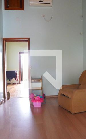 Casa à venda com 220m², 4 quartos e 6 vagasSuíte 2