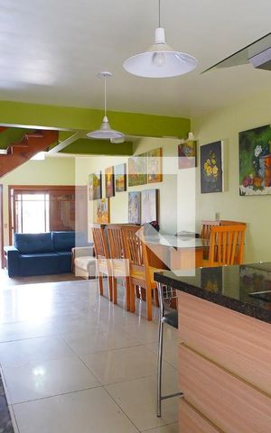 Casa à venda com 220m², 4 quartos e 6 vagasCozinha