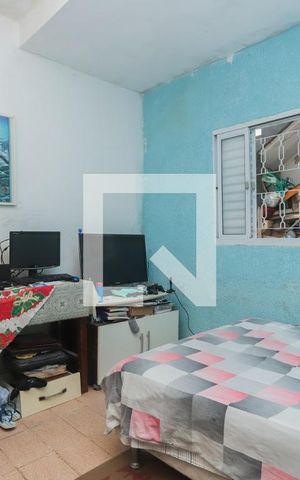 Casa à venda com 120m², 5 quartos e 3 vagasQuarto 4