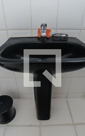 Casa à venda com 120m², 5 quartos e 3 vagasBanheiro 1