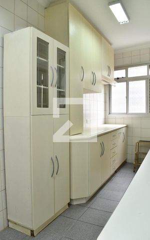 Apartamento à venda com 211m², 4 quartos e 2 vagasÁrea de serviço