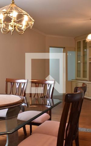 Apartamento à venda com 211m², 4 quartos e 2 vagasSala de jantar