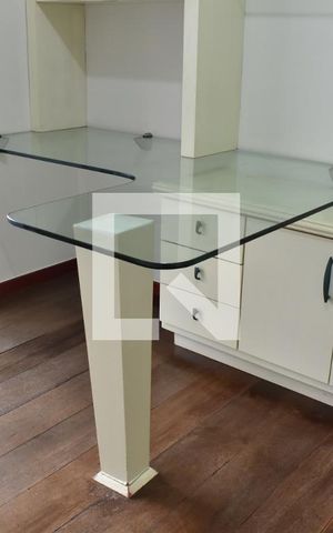 Apartamento à venda com 211m², 4 quartos e 2 vagasQuarto 4