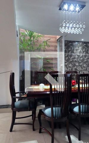 Casa à venda com 186m², 3 quartos e 4 vagasSala