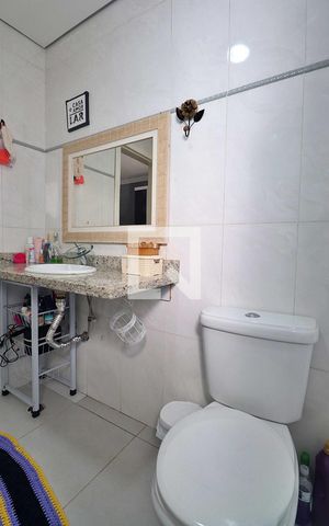Casa à venda com 186m², 3 quartos e 4 vagasBanheiro da Suíte 1
