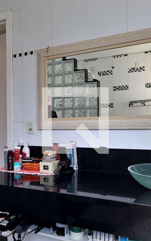 Casa à venda com 186m², 3 quartos e 4 vagasBanheiro da Suíte 2