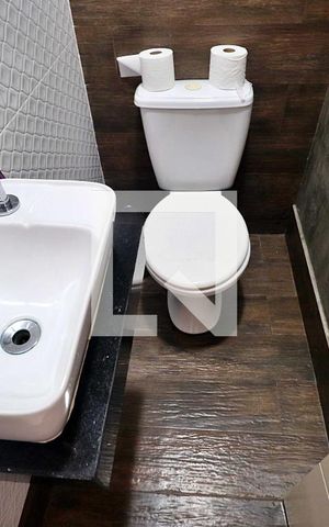 Casa à venda com 186m², 3 quartos e 4 vagasLavabo
