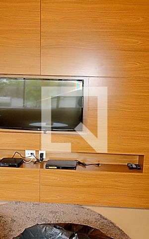 Apartamento à venda com 96m², 3 quartos e 2 vagas Apartamento à venda com 96m², 3 quartos e 2 vagasSala de TV