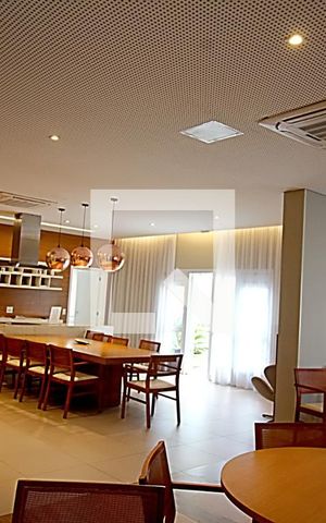 Apartamento à venda com 96m², 3 quartos e 2 vagas Apartamento à venda com 96m², 3 quartos e 2 vagasSalão de Festas