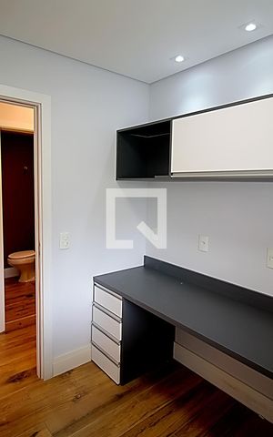 Apartamento à venda com 96m², 3 quartos e 2 vagas Apartamento à venda com 96m², 3 quartos e 2 vagasQuarto 3