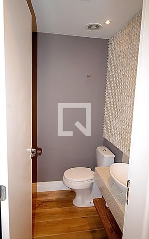 Apartamento à venda com 96m², 3 quartos e 2 vagas Apartamento à venda com 96m², 3 quartos e 2 vagasLavabo