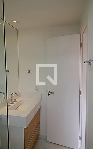 Apartamento à venda com 96m², 3 quartos e 2 vagas Apartamento à venda com 96m², 3 quartos e 2 vagasBanheiro da Suíte 2